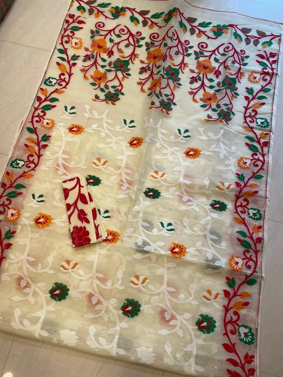 Dhakai Jamdani Semi Polished Saree